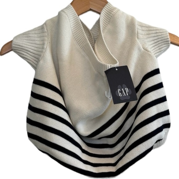 NWT, GAP Dog Sweater, Cream/Navy Blue, Size Large - Picture 2 of 6